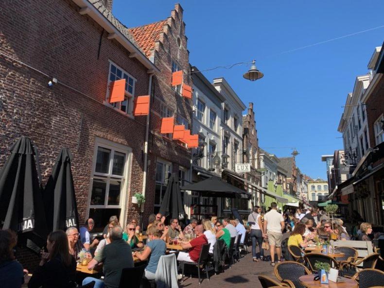 De Merel Vught Buitenkant foto